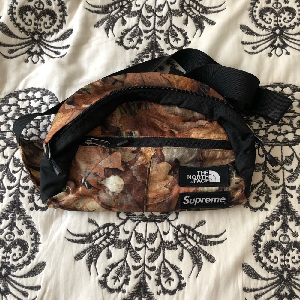 Supreme northface tnf fanny
